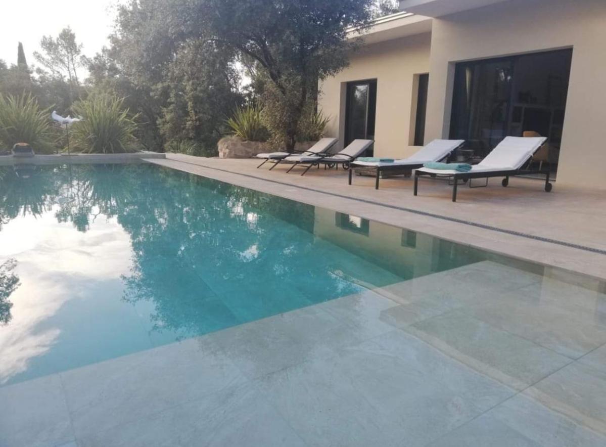 La Villa Kalliste Vacquieres  Exterior photo